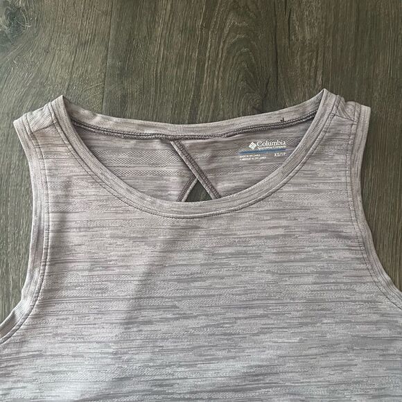 Columbia Tank Top Womens XS  Sleeveless Lightweight Stretch Workout - Picture 4 of 5
